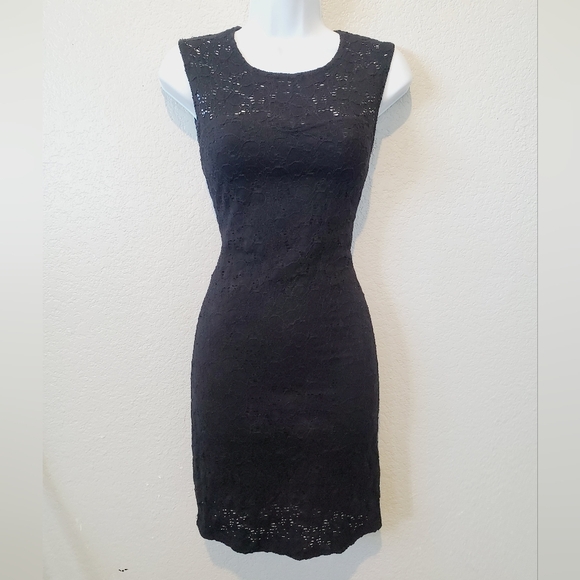 💚5/$25 Poof! Black Stretchy Lace Overlay Bodycon Mini Dress Size Small Tight - Picture 1 of 8